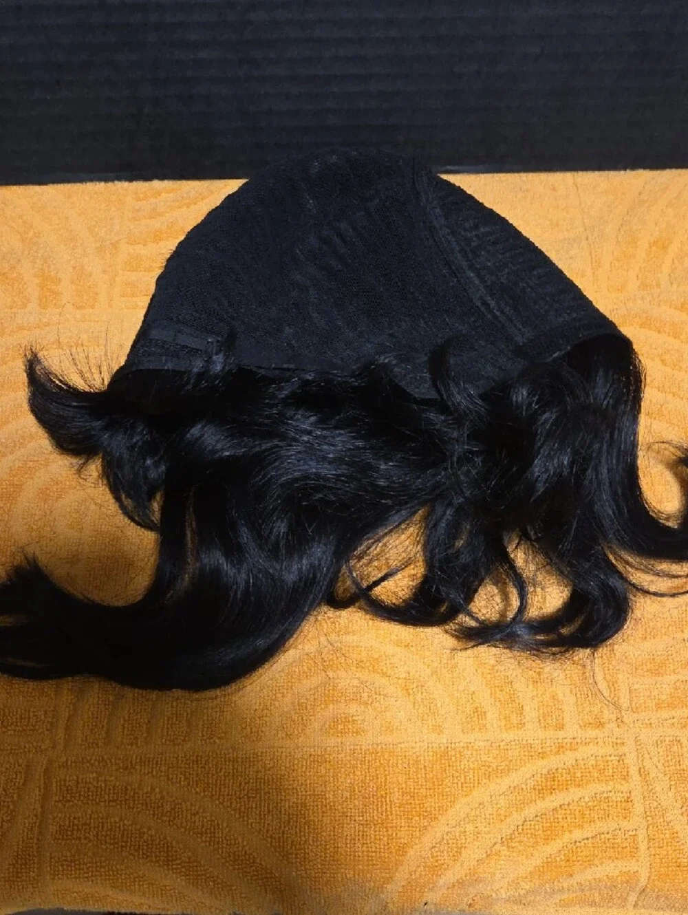 Sleek Short Side-Swept Women's Wig in Black